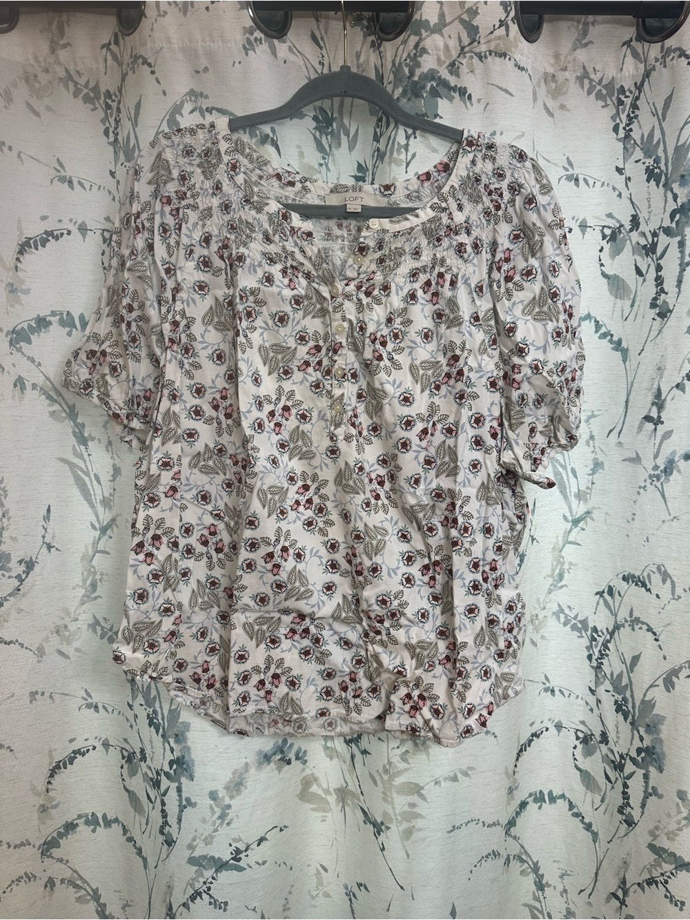 LOFT Cream Floral Smocked Short Sleeve Blouse